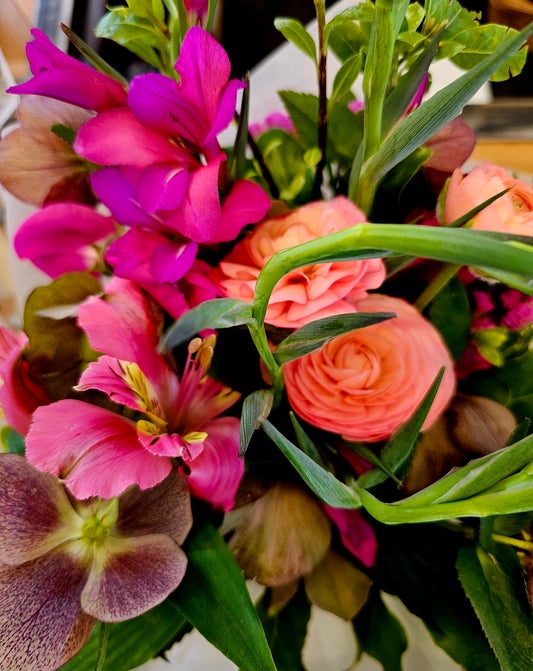 Tussock & Thread | Fresh Flower Posies | Various Colours