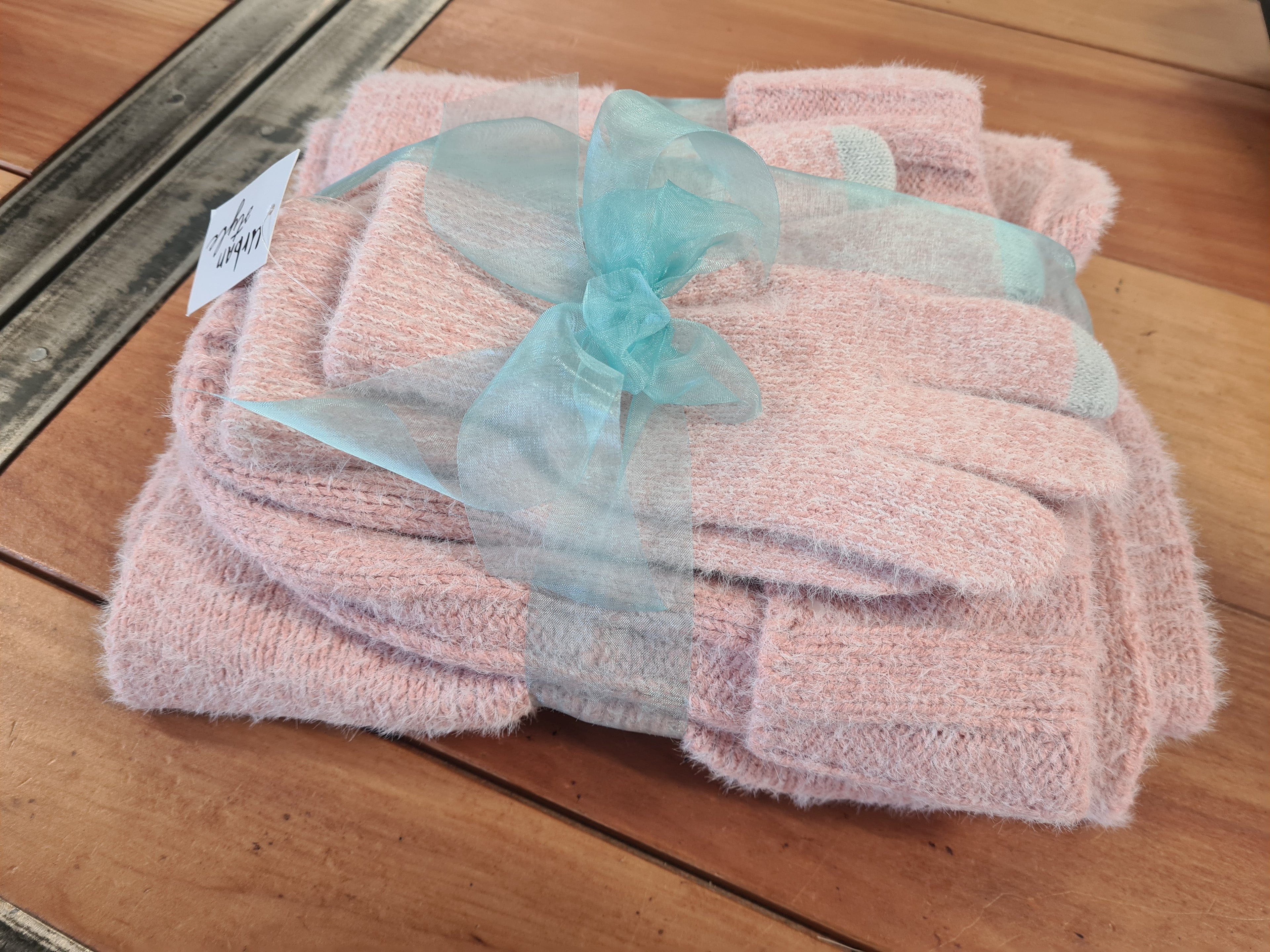 Rosalie Scarf/ Beanie/ Gloves Set Pink