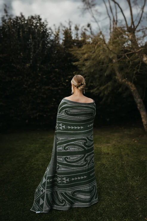 Hawaiiki Pepi | Kotahitanga Knitted Cotton Throw | Green & Grey