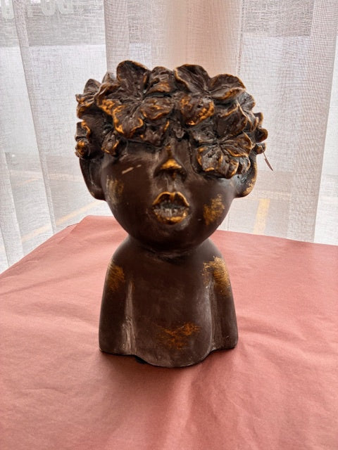 Tussock & Thread | Planter | Bronze Look Head