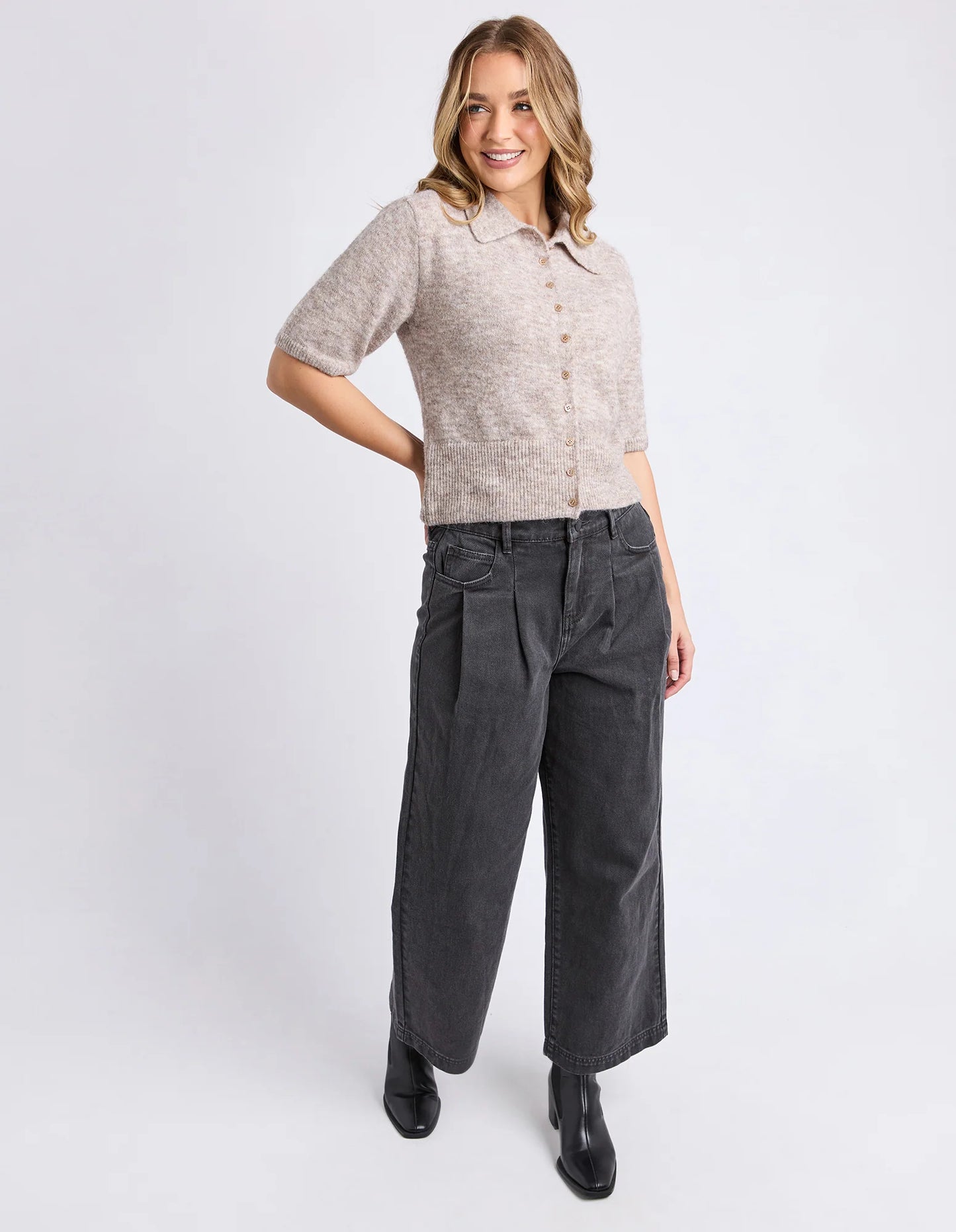 Foxwood Fernie Knit - Oatmeal