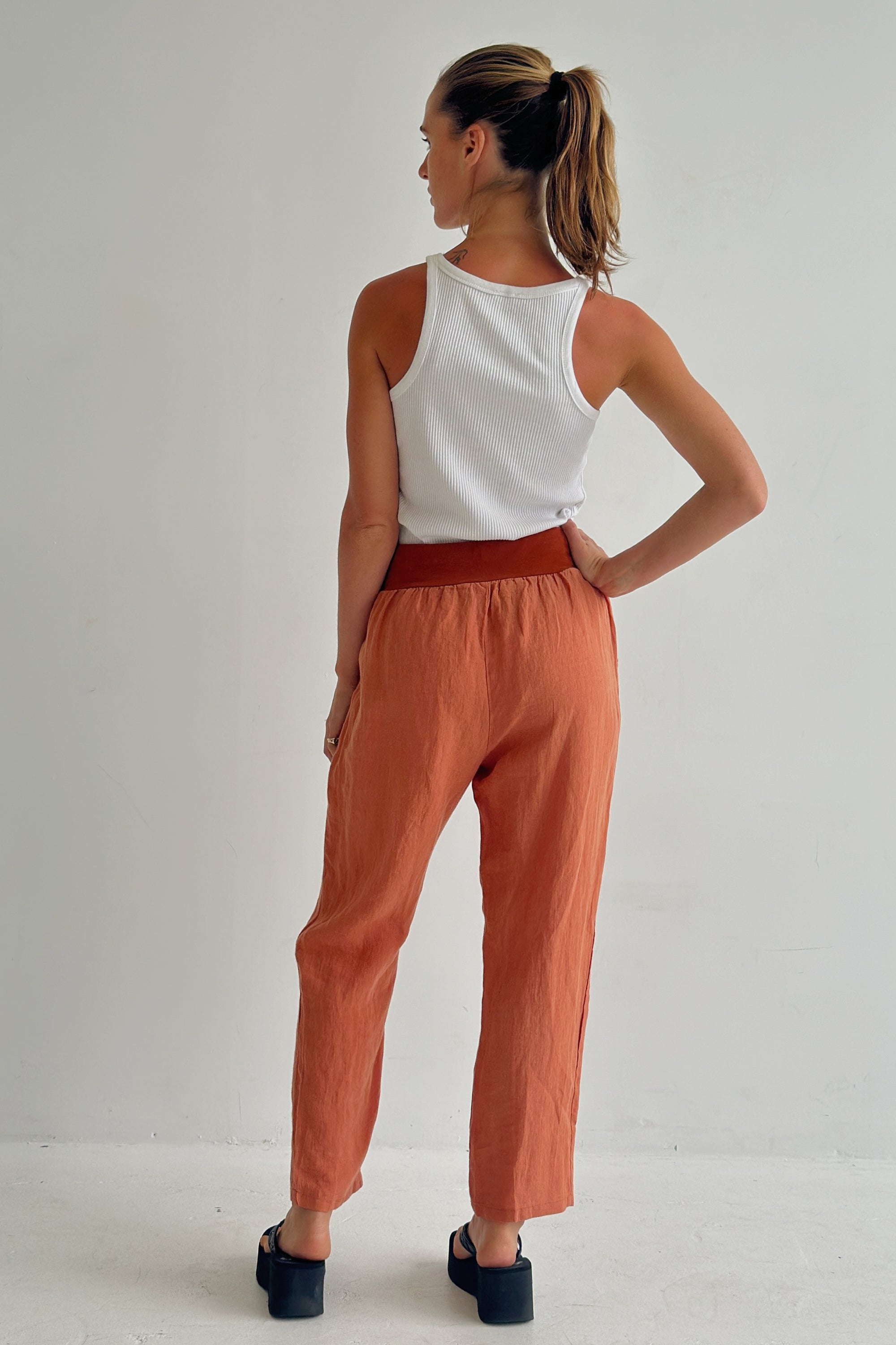 Worthier - Sybil Linen Pant - Rust