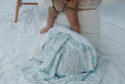 Hawaiiki Pepi - Aio Minky Blanket - Blue