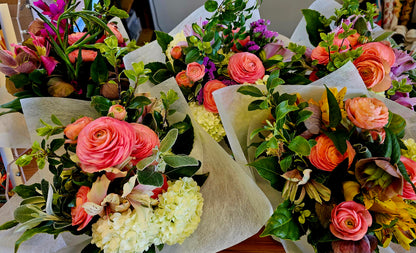Tussock & Thread | Fresh Flower Posies | Various Colours