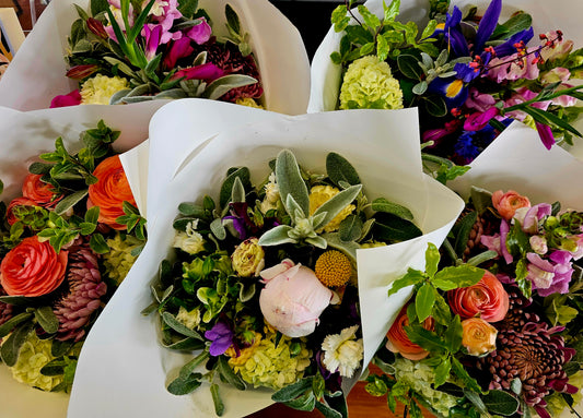 Tussock & Thread | Fresh Flower Posies | Various Colours