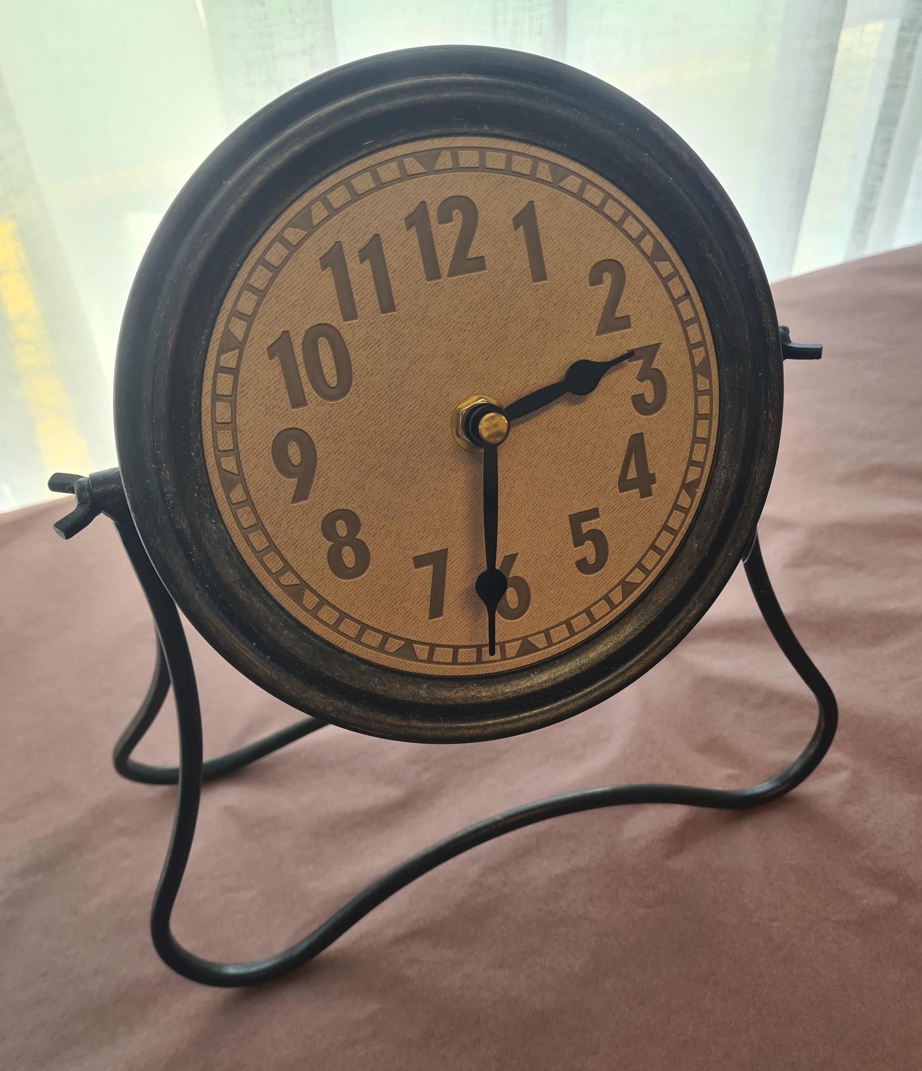 Artisanal - Clock Antique