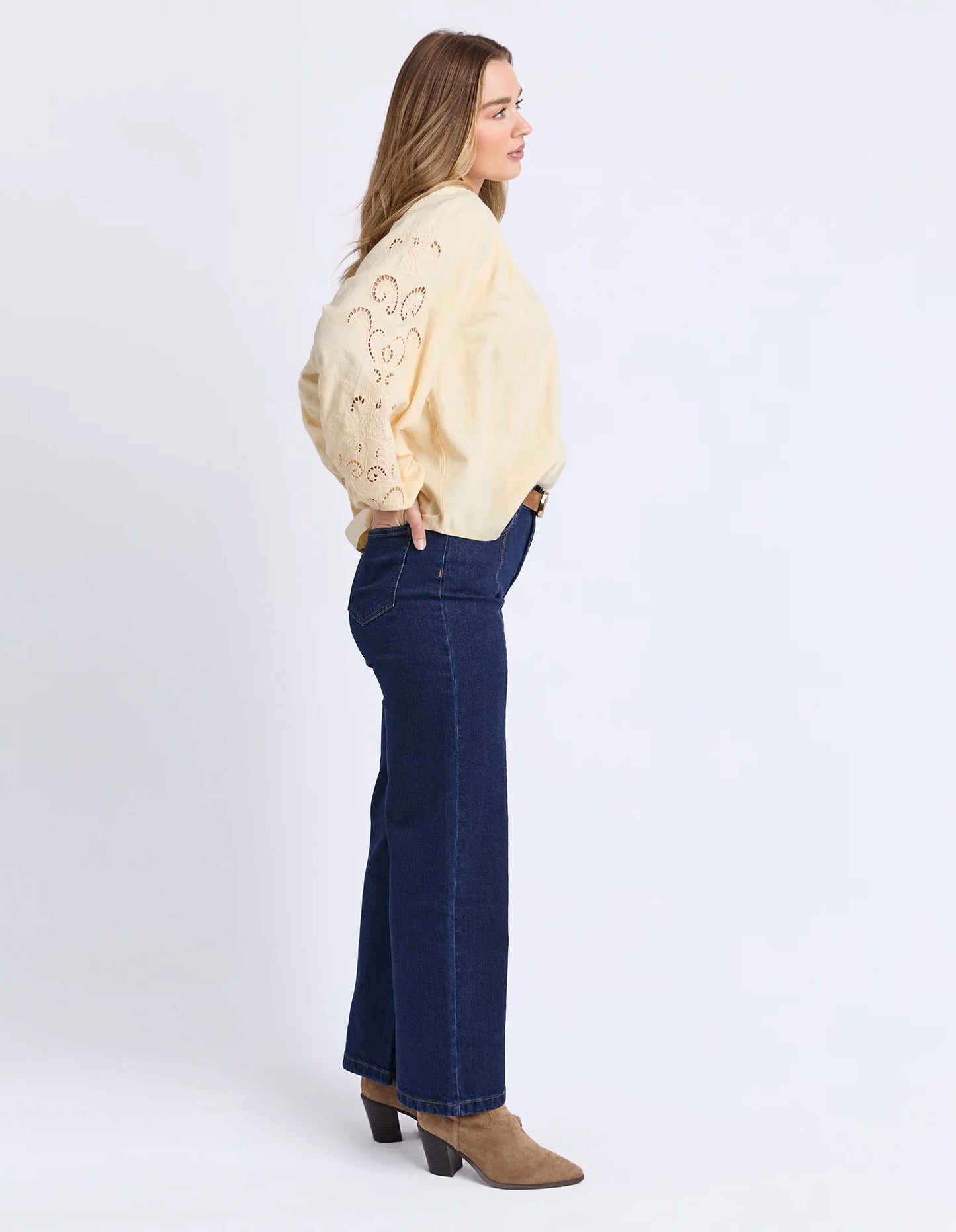 Foxwood Carlson Blouse - Pale Yellow