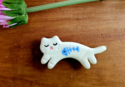 Backyard Ceramics | Cat Magnet | Various Colours