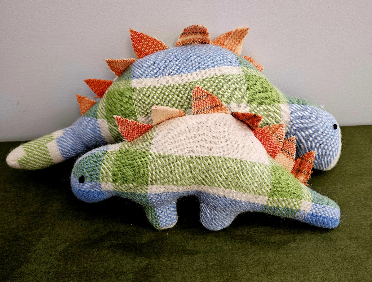 Fully Woolly | Blanketasaurus Dino | Meadow & Ember