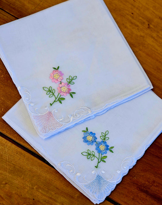 The Specialty House | Hankies | Ladies Embroidered Vintage Daisy | Pink or Blue