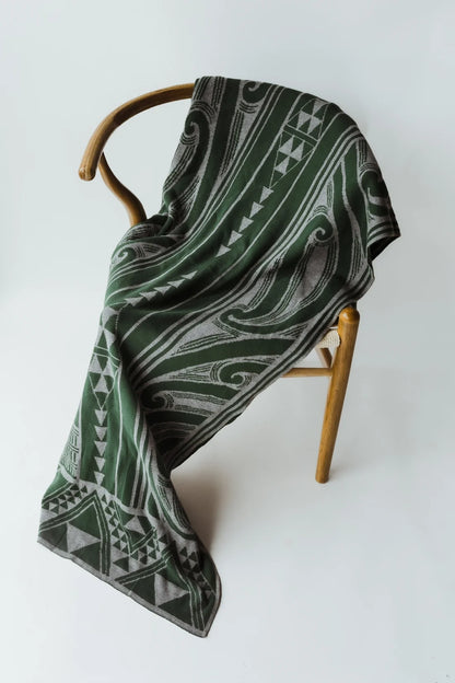 Hawaiiki Pepi | Kotahitanga Knitted Cotton Throw | Green & Grey