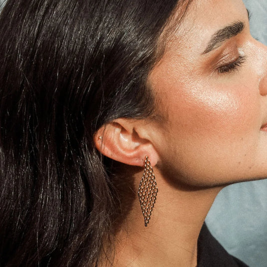 Queen of the Foxes | Earrings | Gold Mesh Diamond