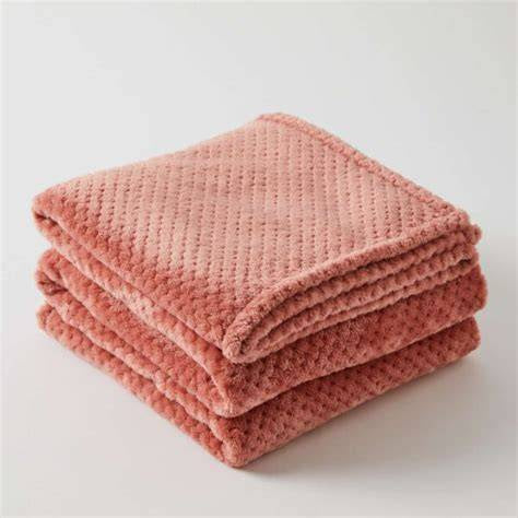 Aria Throw Rosewood Pink