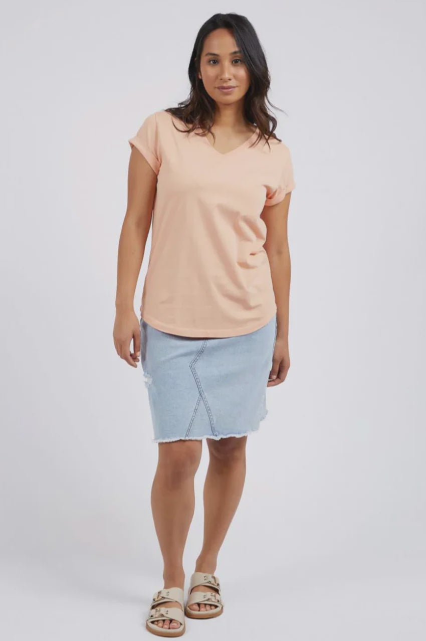 Manly Vee Tee Melon 12