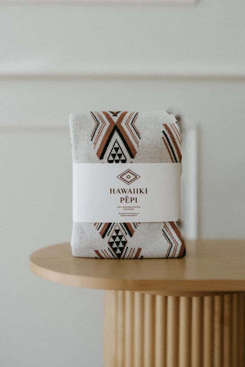 Hawaiiki Pepi - Tino Niho 100% Knitted Cotton Blanket - Brown