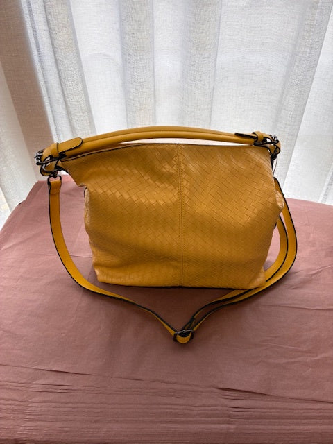 Sassyduck - Teagan Handbag Yellow
