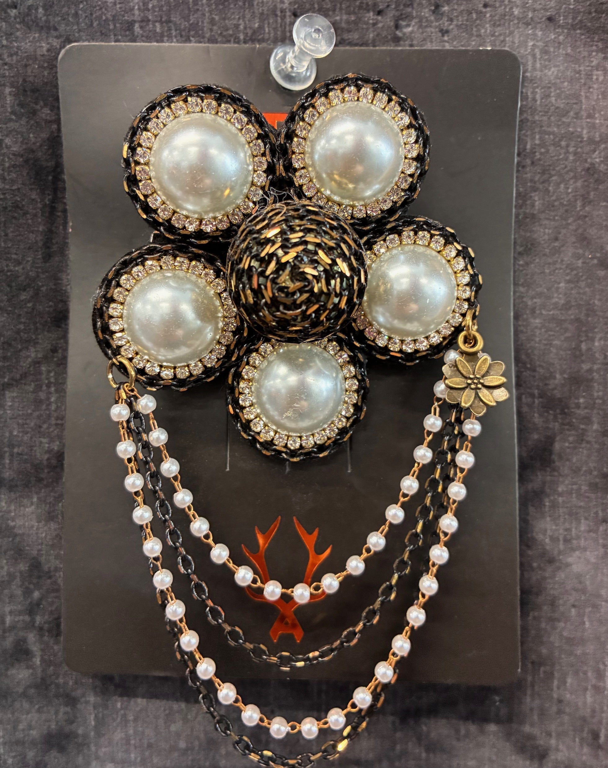 Antler - Brooch - Pearl Flower