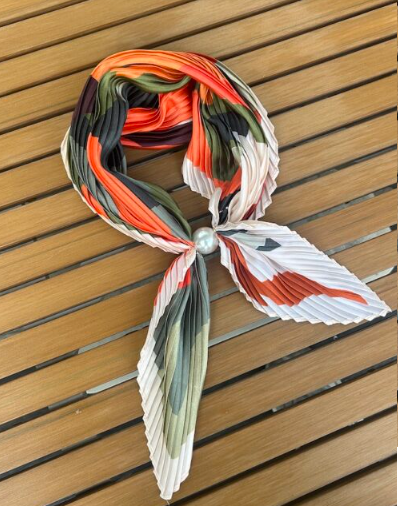 Antler - Pleated Pearl Fasten Neck Tie / Wild Horses