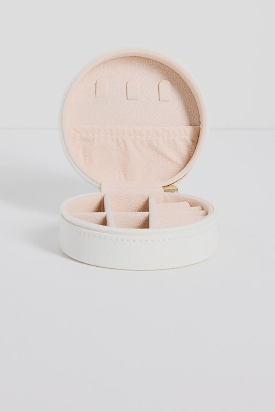 Humble + Heart White - Circular Travel Jewellery Box